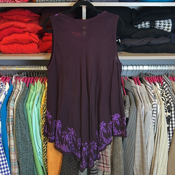California Woman purple palm tree print curved hem sleeveless dress size OS NWOT - Picture 3 of 3